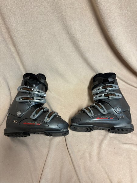 Mondo 25 & 25.5 Unisex Nordica All Mountain BZX Ski Boots (Used)