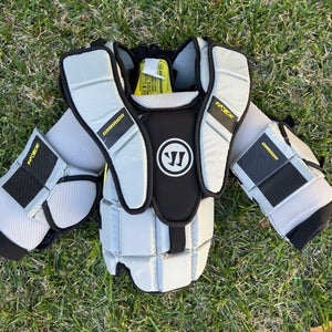 Large/Extra Large Warrior Goalie Chest Protector (Used)