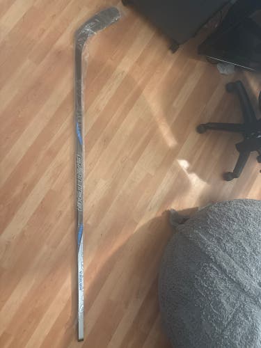 Senior Bauer Nexus League Right Handed Hockey Stick P92 (New)