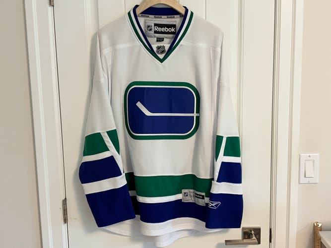 Authentic Reebok Vancouver Canucks 40th Anniversary Jersey Size Large