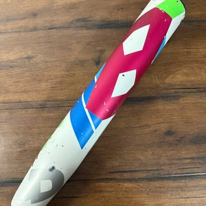 2016 DeMarini CF8 28/17 (-11) Fastpitch Softball Bat
