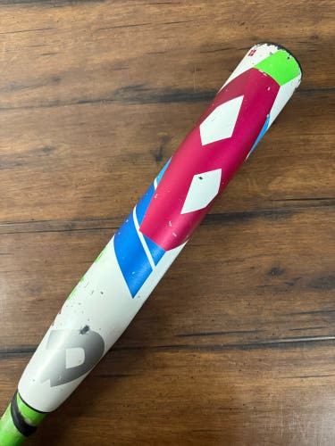 2016 DeMarini CF8 28/17 (-11) Fastpitch Softball Bat