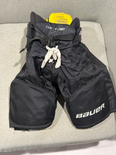 Youth Large Bauer Supreme 2s Pro Hockey Pants (Used)