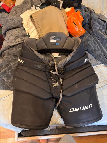 Senior Large 2023 Bauer Elite Hockey Goalie Pants (Used)