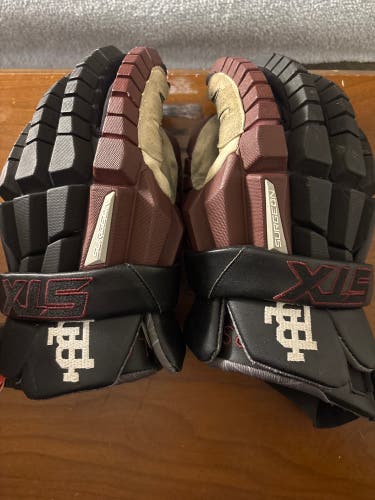 STX Rzr Lacrosse Gloves Large (Used)
