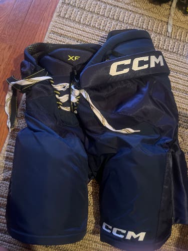 Men's Senior Medium CCM HPTK XP Hockey Pants (New)