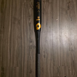 2022 DeMarini Nihilist Composite Bat 26 oz 34" (Used)