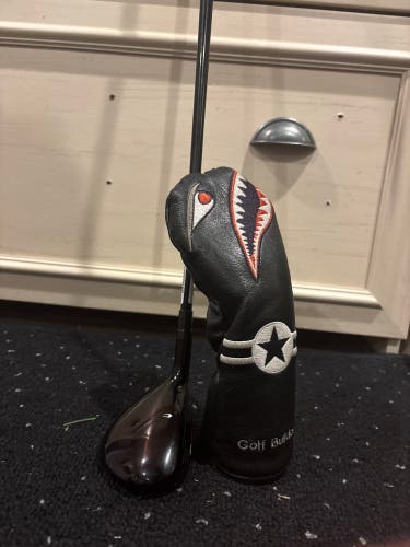 Men's 2025 Wilson Staff Right Handed Hybrid Regular Flex 3H (Used)