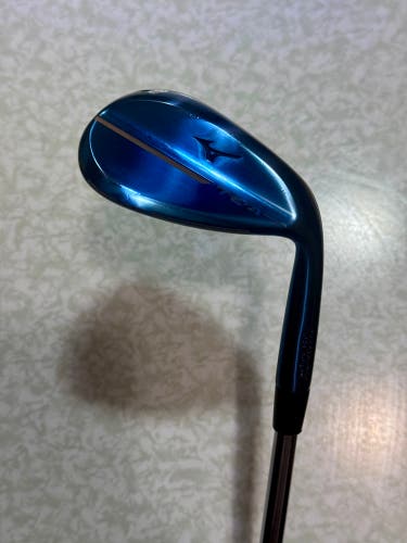 Mizuno Blue Ion T24 58* Lob wedge LW 08 bounce Dynamic Gold Steel Right Handed