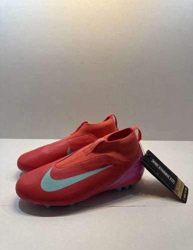 Pink Kids 5.5Y (Big Kids / Youth) Nike Mercurial Superfly Cleats (New)