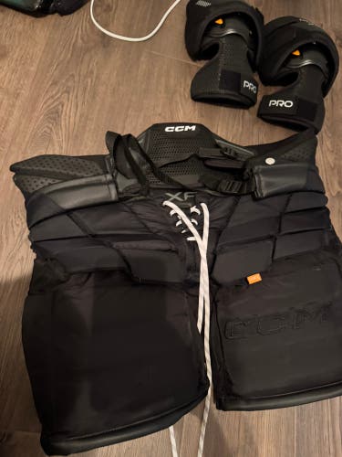 Senior Medium 2025 CCM XF Pro Hockey Goalie Pants (Used)