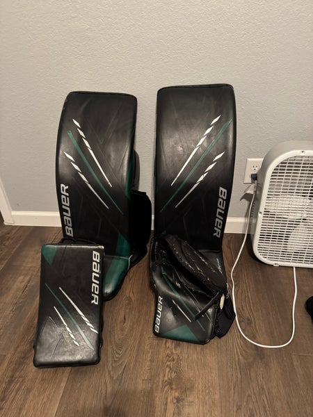 34" Bauer Hyperlite Regular Goalie Full Set Pro Stock (Used)