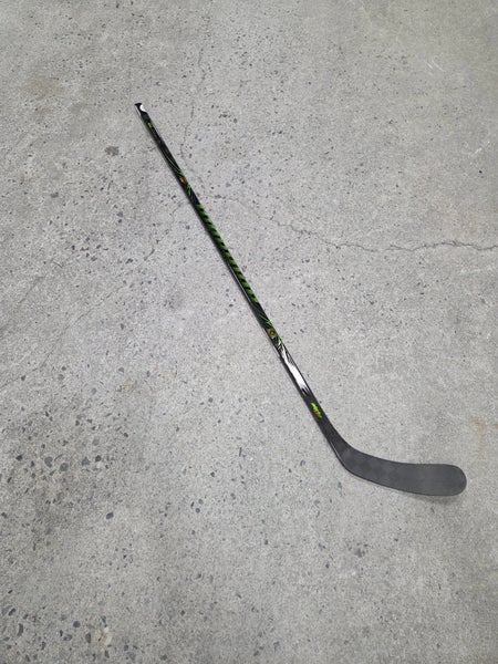 Intermediate Warrior Alpha Deluxe 20th Anniversary Left Handed Hockey Stick W03 65 flex