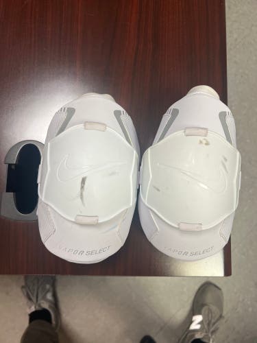 Large Adult Nike vapor select Arm Pads (Used)