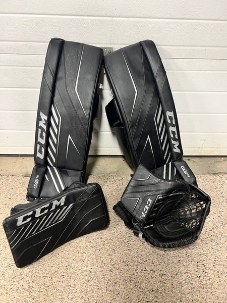 28" CCM Axis 1.5 Regular Goalie Full Set (Used)