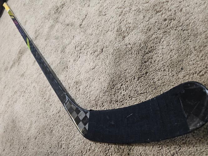 KEVIN HAYES 24'25 Pittsburgh Penguins NHL Game Used Hockey Stick COA a