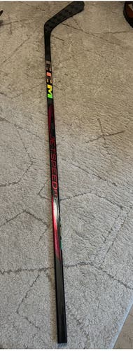 Senior CCM Jetspeed FT7 Pro Right Handed Hockey Stick P29 (New)
