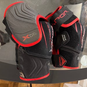 Used Medium Bauer Vapor x velocity lite Elbow Pads