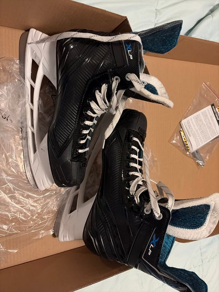 Bauer XLP Hockey Skates Regular Width 11 (Used)