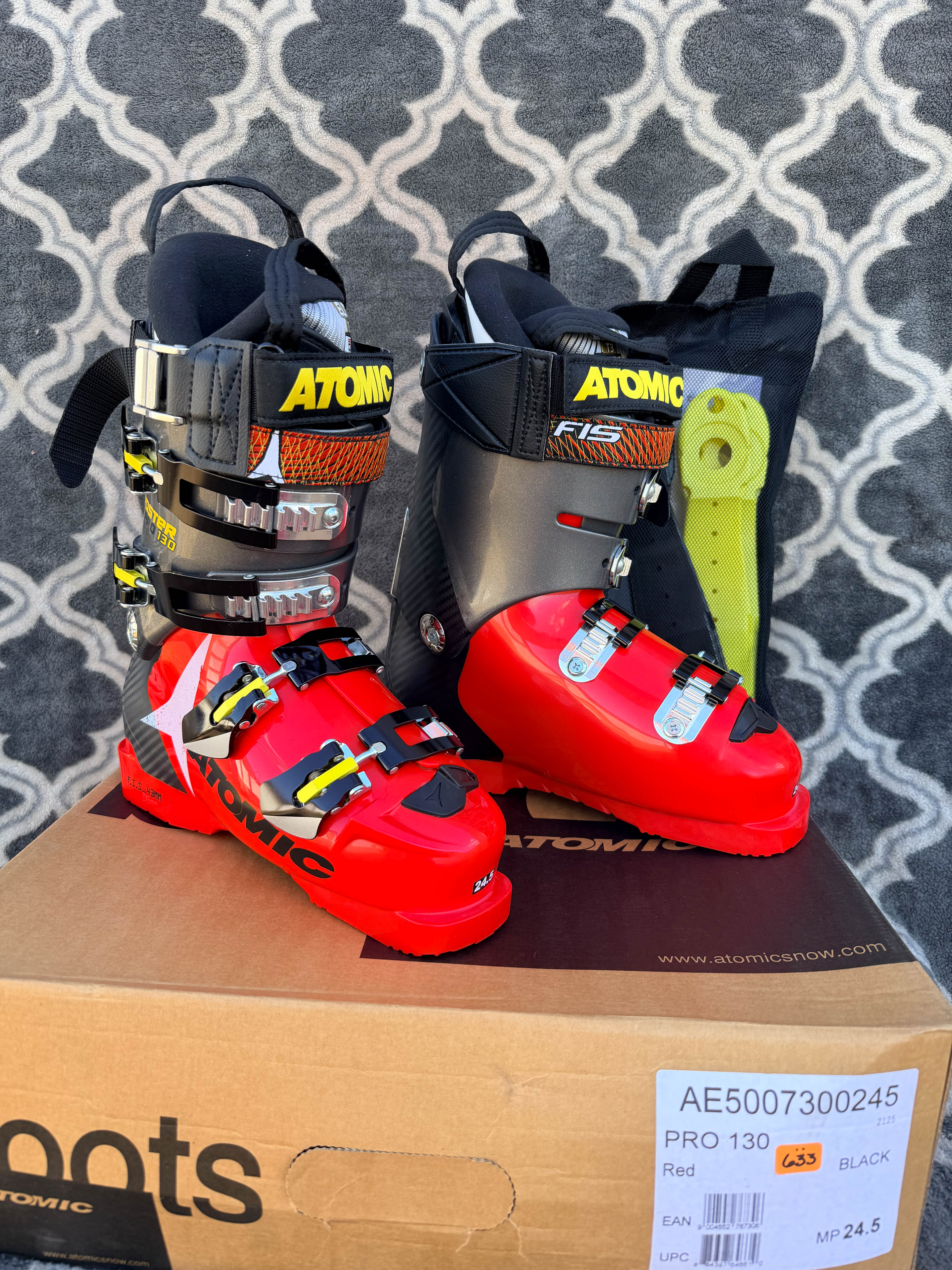 Atomic Redster Pro 120 Ski Boots | Used and Closeout Atomic Redster Pro 120 Ski Boots | Used and Closeout