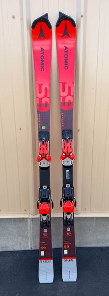 Atomic Redster S9 FIS Slalom w/X16Mod(Din 8-16)Bind. Size-157cm Radius-12.7m