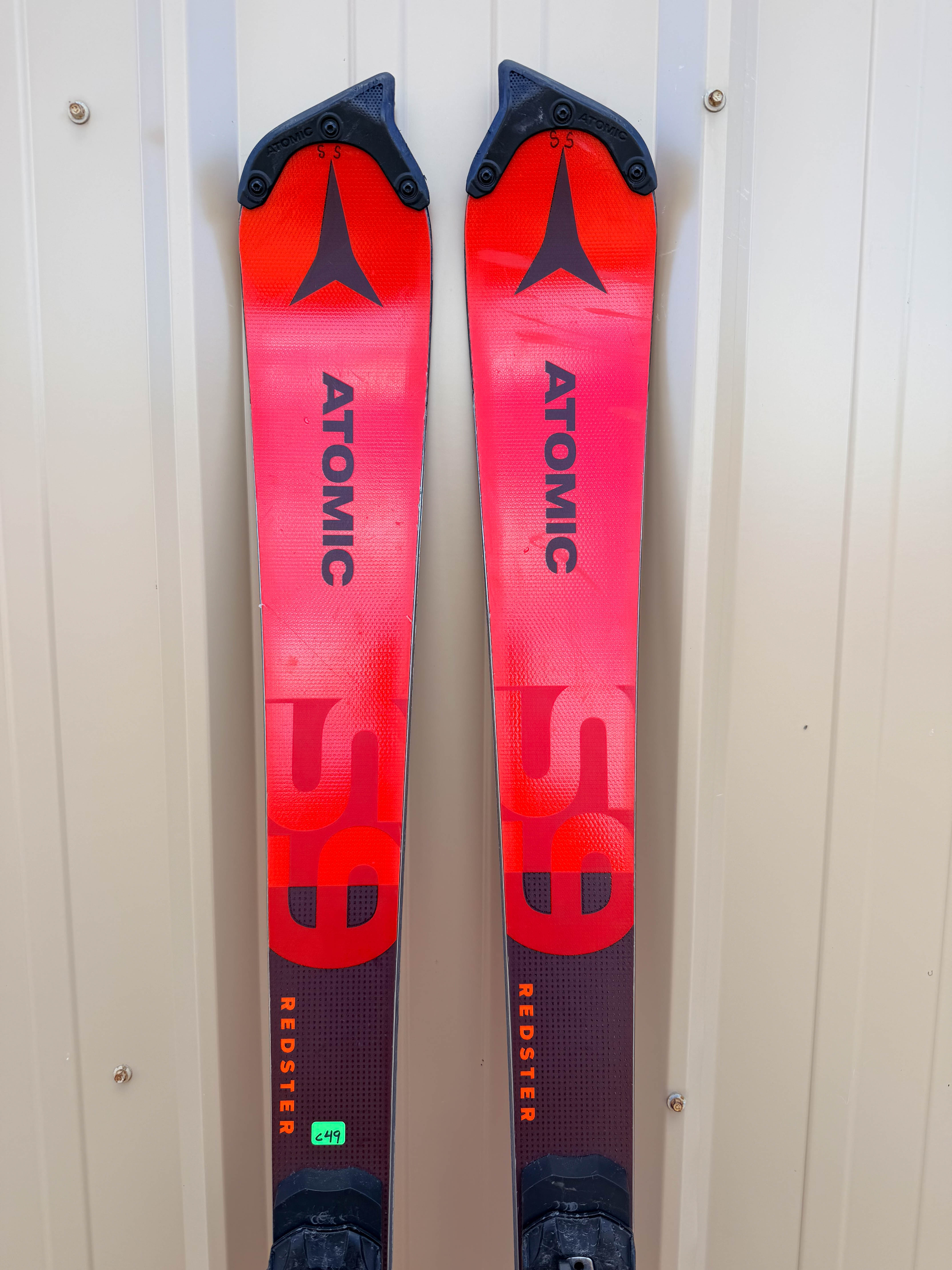 Atomic Redster S9 FIS Slalom w/X16Mod(Din 8-16)Bind. Size-157cm