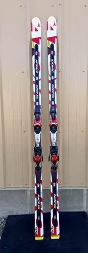 Share Atomic Race Super G w/X20Var(Din 12-20)Bind. Size-210cm R-33M-Only used 10 times