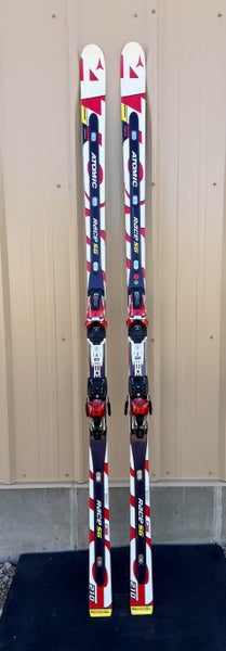 Share Atomic Race Super G w/X20Var(Din 12-20)Bind. Size-210cm R-33M-Only used 10 times