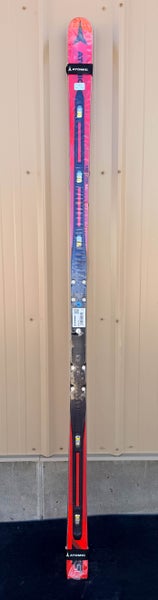 2019 Atomic Redster SG FIS Super G- Size-212cm Radius-45Meters-Brand New in Wrapper