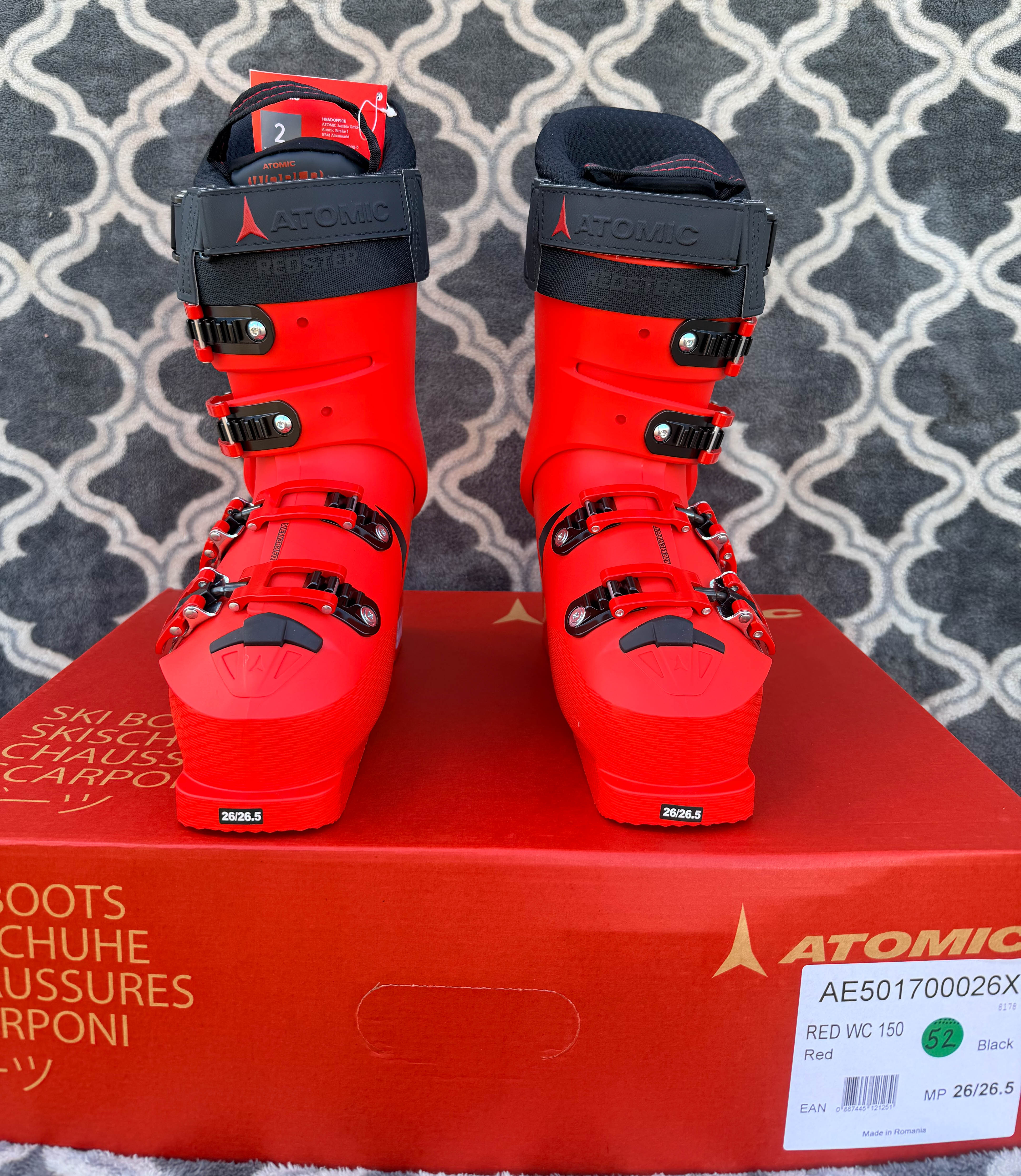 2022 Atomic Redster World Cup 150 Ski Boots NEW! Size 26.5