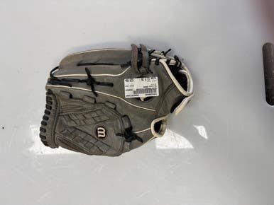 Used Wilson A500 BB/SB Glove RH Throw Grey 12 1/2" 11860-S000296042