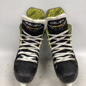 Used Bauer SUPREME M4 Intermediate Hockey Skate Intermediate 3.5 11851-S000039053