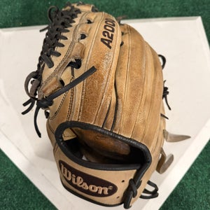 Wilson A2000 LH Infield Baseball Glove 11.75" (Used)