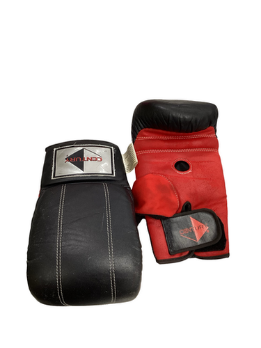 Used Century Boxing Gloves Black S/M 11613-S000170222