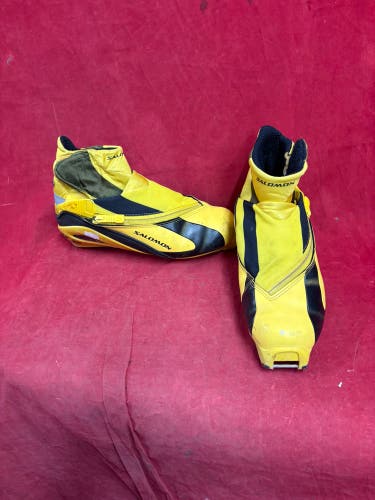 Skate Size 6.5 Salomon Cross Country Ski Boots (Used)