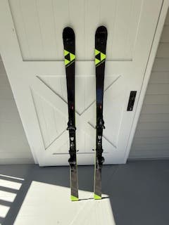 Unisex 2020 Racing 165 cm Fischer RC4 World Cup GS Skis With Bindings Max Din 11 (Used)