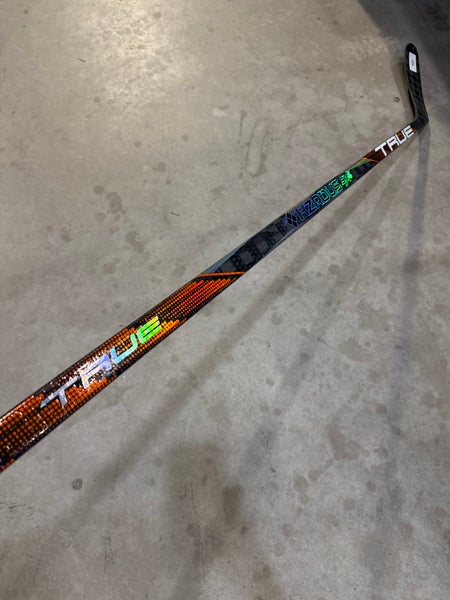 2 Pack 85 Flex Custom P28 Senior True HZRDUS X Smoke Left Hand Hockey Stick Pro Stock NCAA (New)