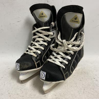 Used CONTENDER Junior Hockey Skate Junior 05 11855-S000193069
