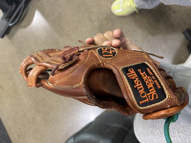 Used Louisville Slugger 125 SERIES BB/SB Glove RH Throw Brown 12" 11605-S000208876