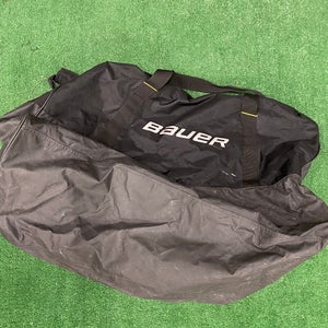 Bauer Hockey Bag (Used)