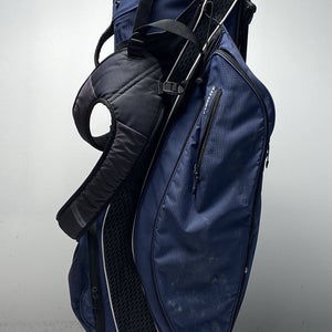 Taylormade Purelite Stand Bag Navy 5-Way Divide Dual Strap Golf Bag