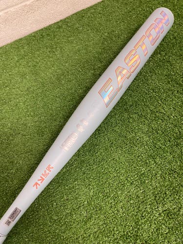Easton Ghost Unlimited Fastpitch Bat 2025 (-11)