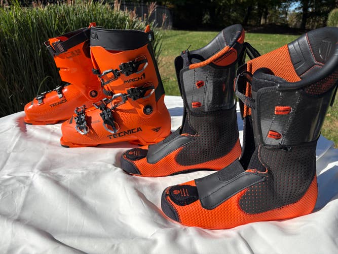 Mondo 27 & 27.5 Men's Tecnica All Mountain Mach 1 Ski Boots Stiff Flex (Used)