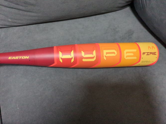 Easton Hype Fire Composite USSSA Certified Bat (-10) 17 oz 27" (Used)