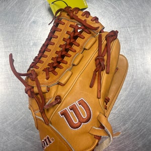 Wilson A2000 RH Infield Baseball Glove 11.75" (Used)