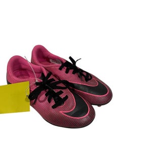 Used Nike Soccer Cleats Pink Youth 13.0 11847-S000030380