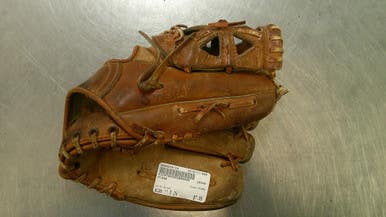Used M1000 BB/SB Glove RH Throw Brown 11 1/2" 11868-S000066124