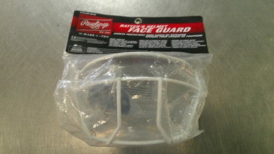 Used Rawlings SOFTBALL FIELDERS MASK Batting Helmet Mask White SM 11868-S000066129