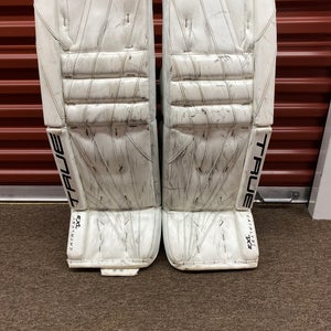34" 2024 True Catalyst 7X3 Goalie Leg Pads