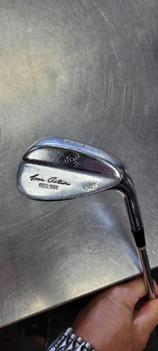 Used Cleveland REG 588 64 Golf Wedge Mens RH 64 Degree 11497-S000153101